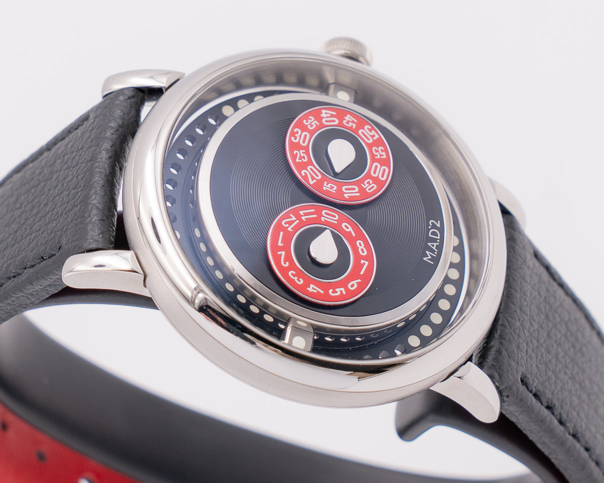 UNWORN M.A.D 2 42mm R&B Red And Black 2026