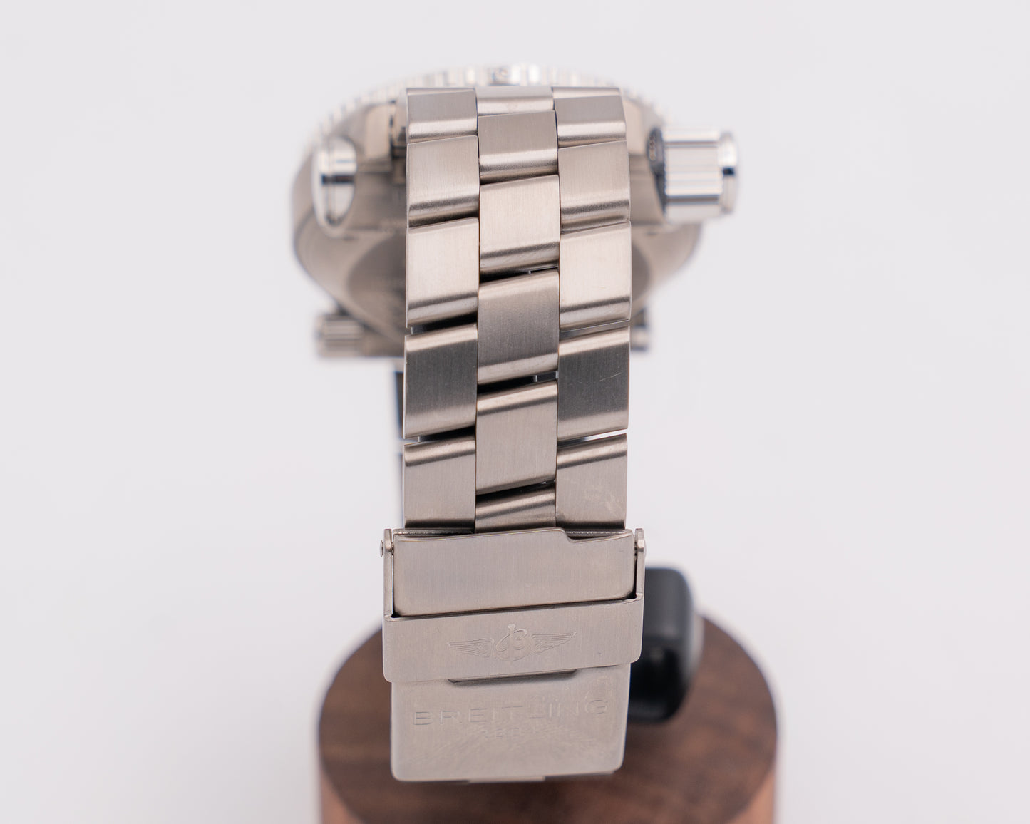Breitling Emergency 43mm e7632110b576 Titanium