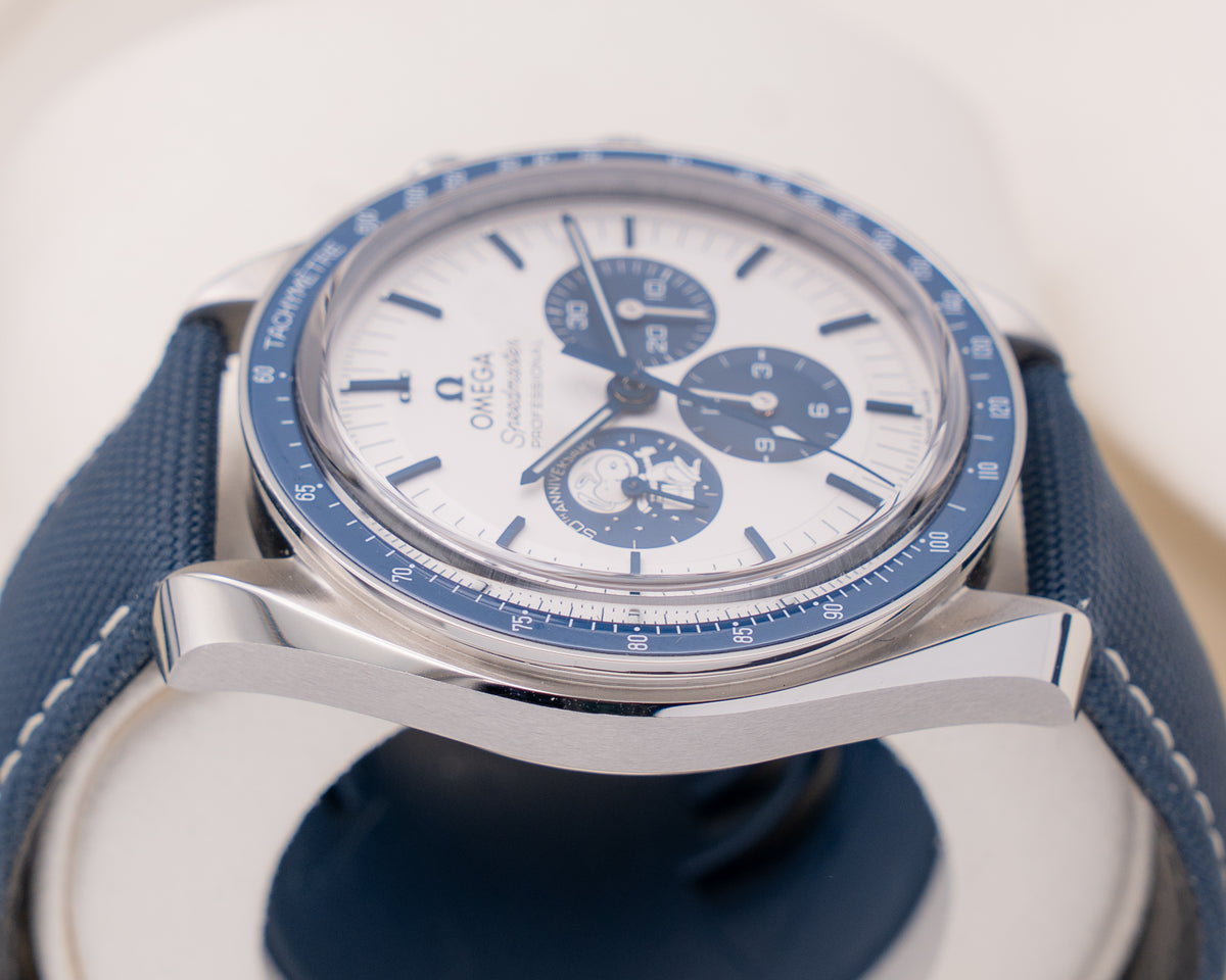 Omega Speedmaster Silver Snoopy Award 42mm 310.32.42.50.02.001 2025