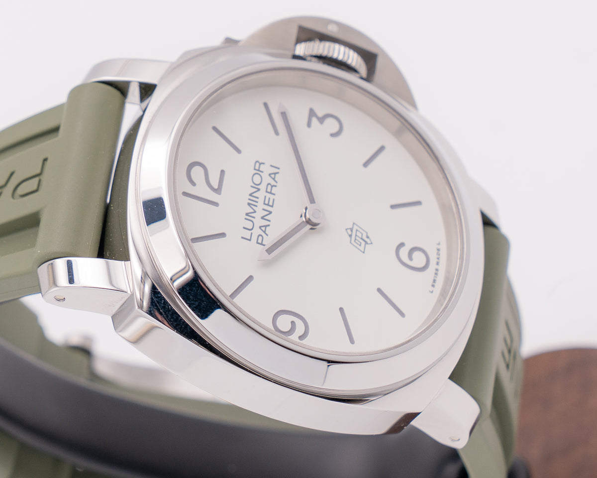 Panerai Luminor Base 44mm PAM01087 White Dial Green Strap 2026
