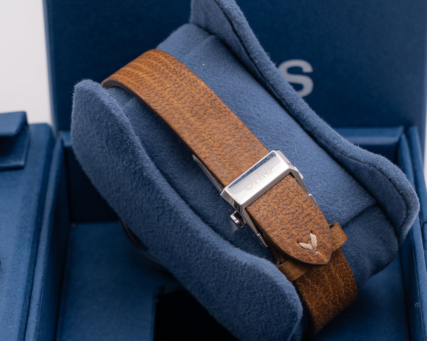 UNWORN STICKERED Oris Big Crown Pointer Date Calibre 473 38mm Lagoon Blue Dial Leather
