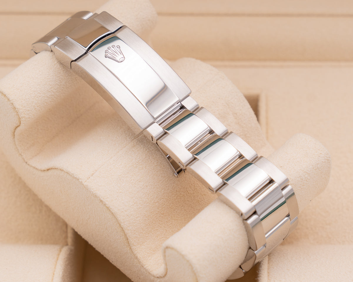 Rolex Datejust 41mm 126300 White Dial on Oyster 2023