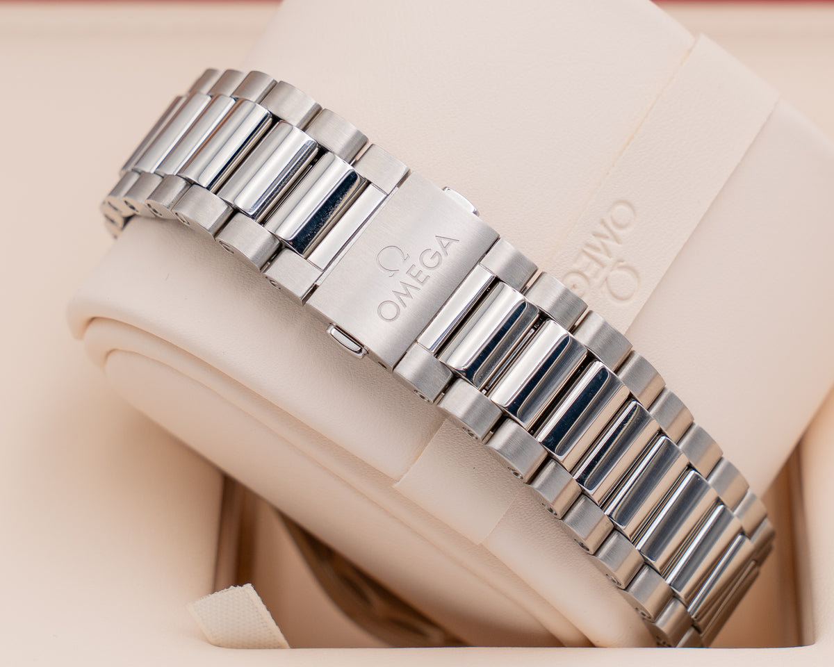 UNWORN Omega Aqua Terra 150m Co‑axial Master Chronometer 38 MM 220.10.38.20.03.004 Summer Blue 2026