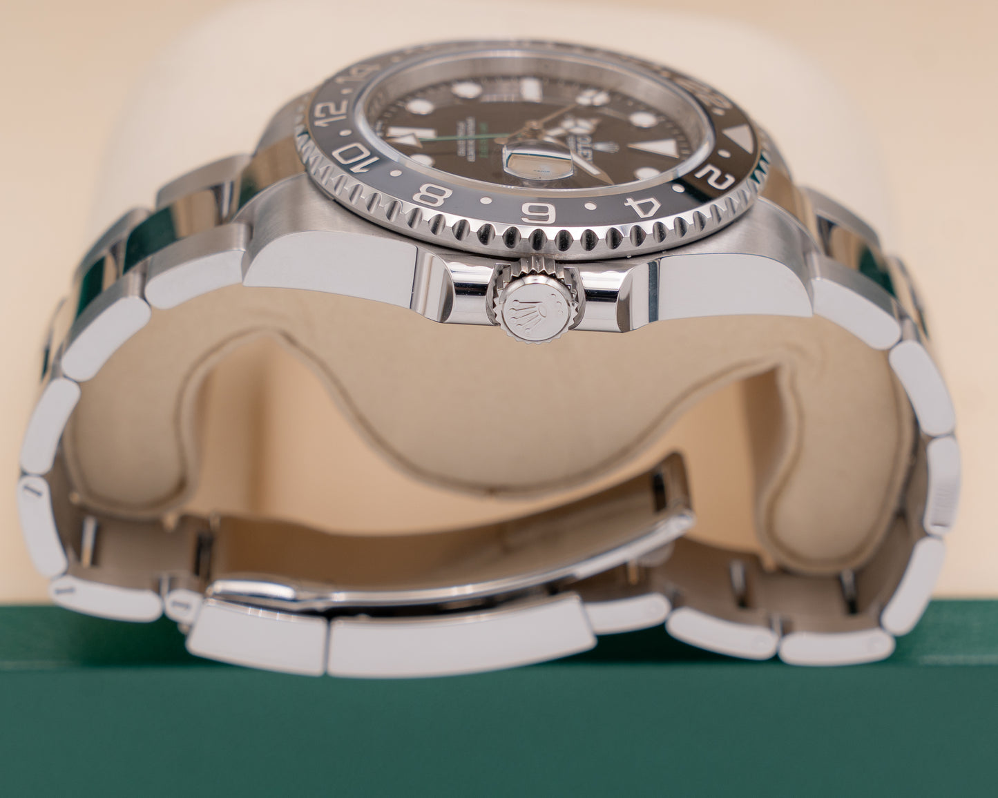 UNWORN STICKERED Rolex GMT-Master II 40mm 126710GRNR Bruce Wayne 2026