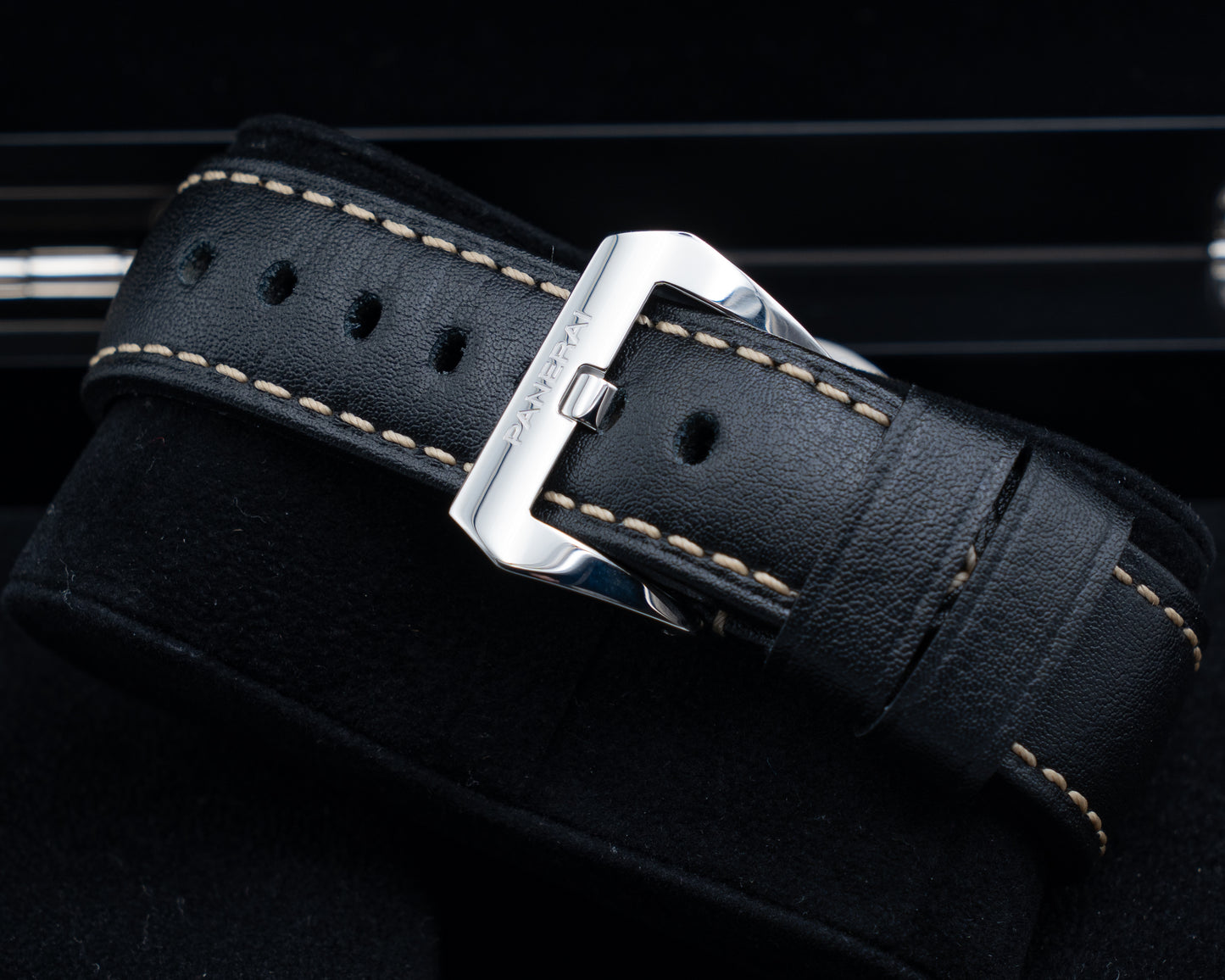 Panerai Luminor Base Logo Paneristi 15th Anniversary 44mm Pam 00634 Black Dial 2015