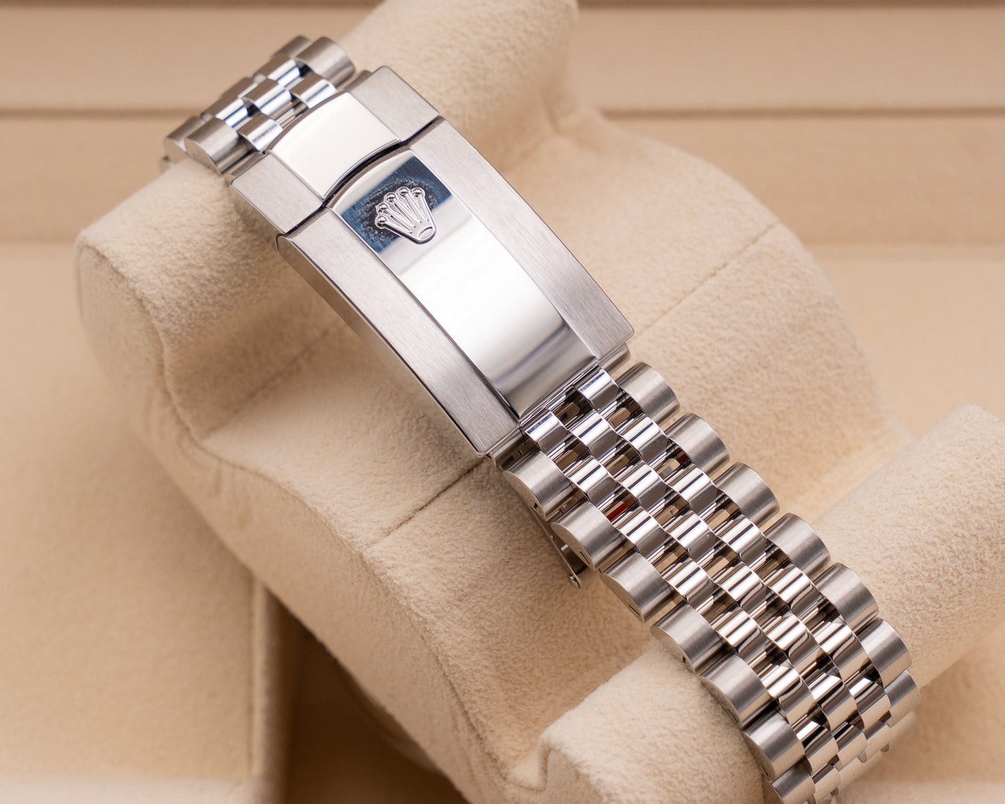 Unworn Rolex Datejust 41mm 126334 Fluted On Jubilee 2026