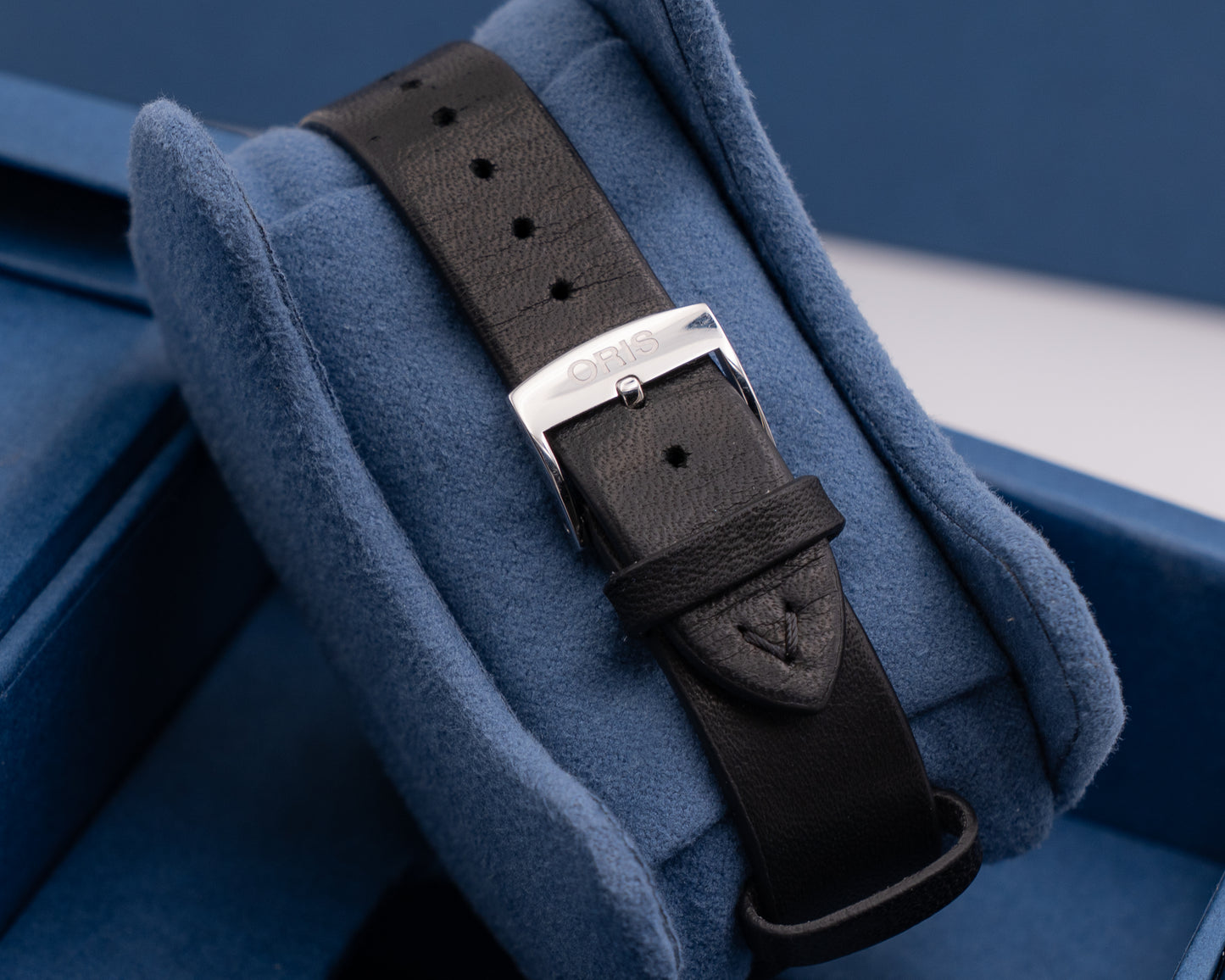 Oris Big Crown Pointer Date Calibre 403 38mm Blue Dial Leather