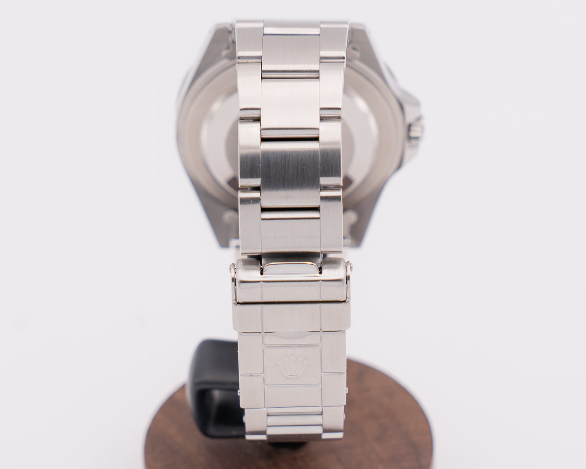 Rolex Explorer II 40mm 16570 White Swiss T Dial U serial