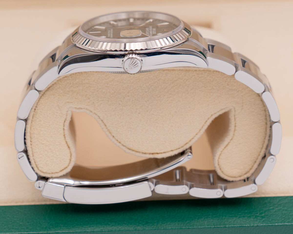 Rolex Datejust 36mm 126234 Fluted Bezel Palm Dial Oyster Bracelet 2023