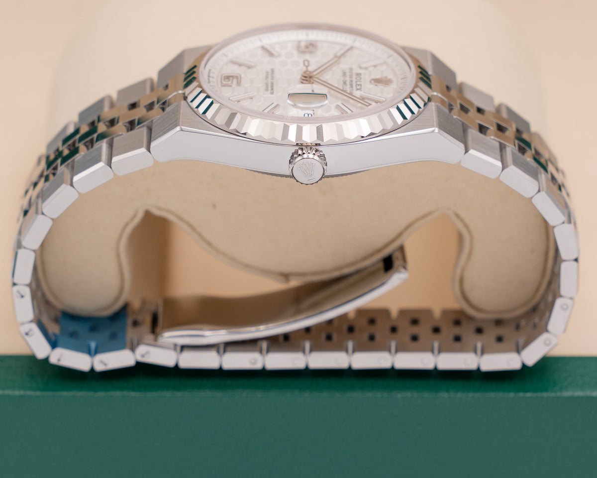 Unworn Rolex Land-Dweller 36mm 127234 2026