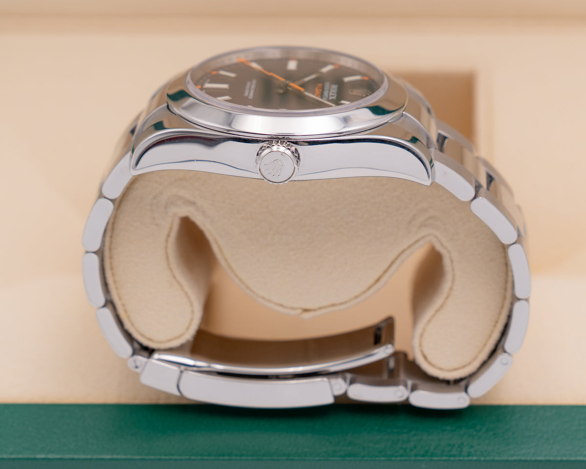 Rolex 40mm 116400 Milgauss On Oyster 2017