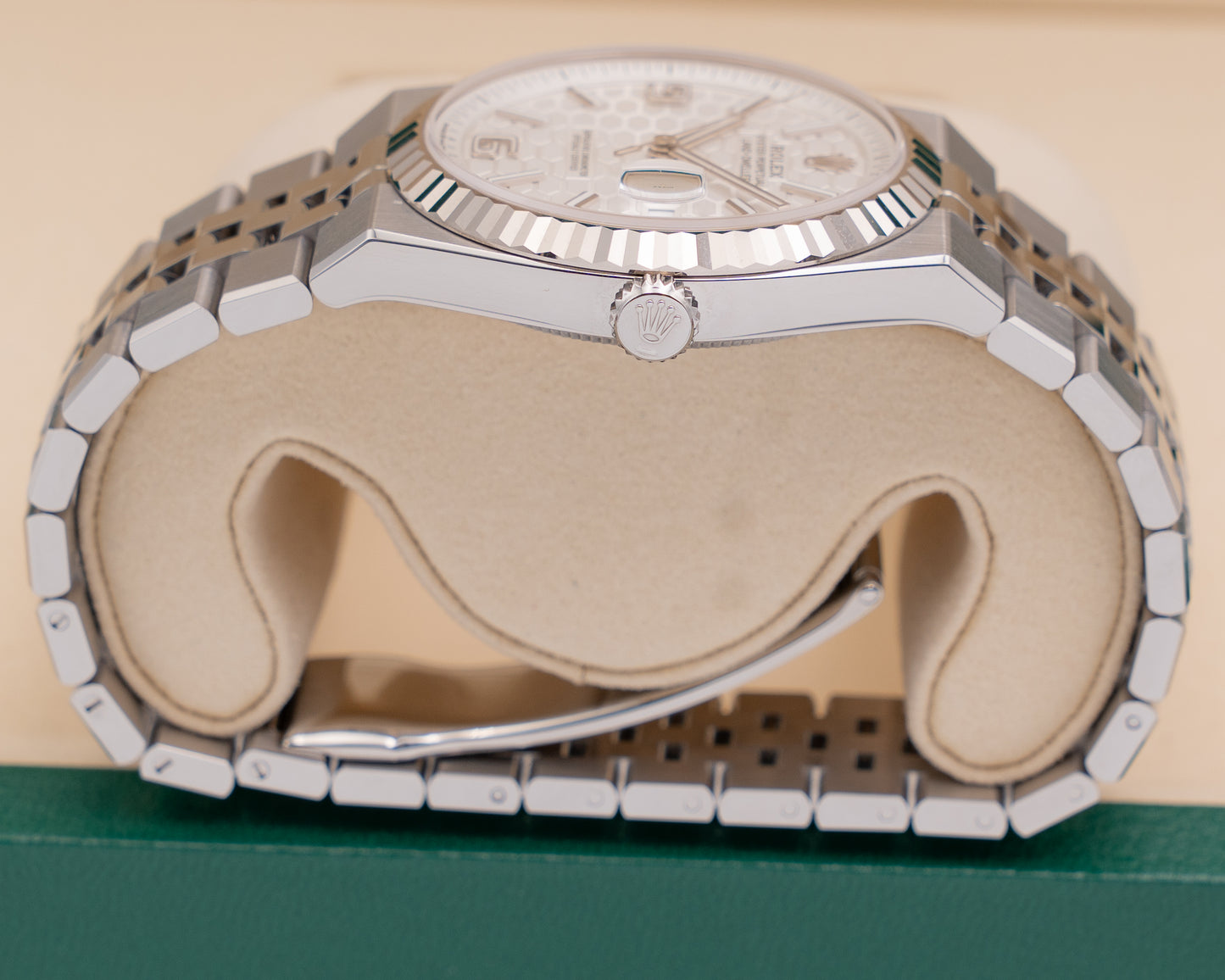 New Rolex Land-Dweller 40mm 127334 2026