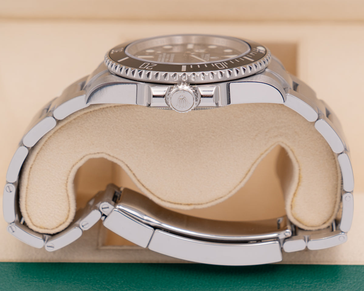 Rolex Submariner No-Date 40mm 114060 Black Dial On Oyster 2015