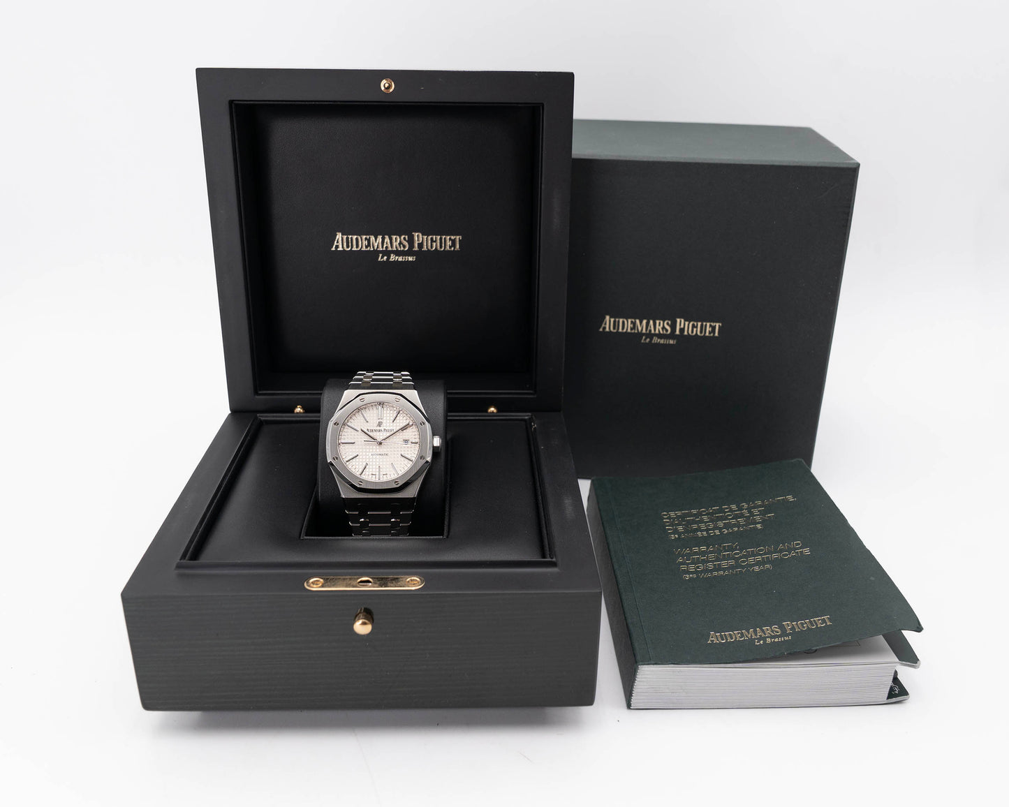 Audemars Piguet Royal Oak 41mm 15400ST White Dial 2015