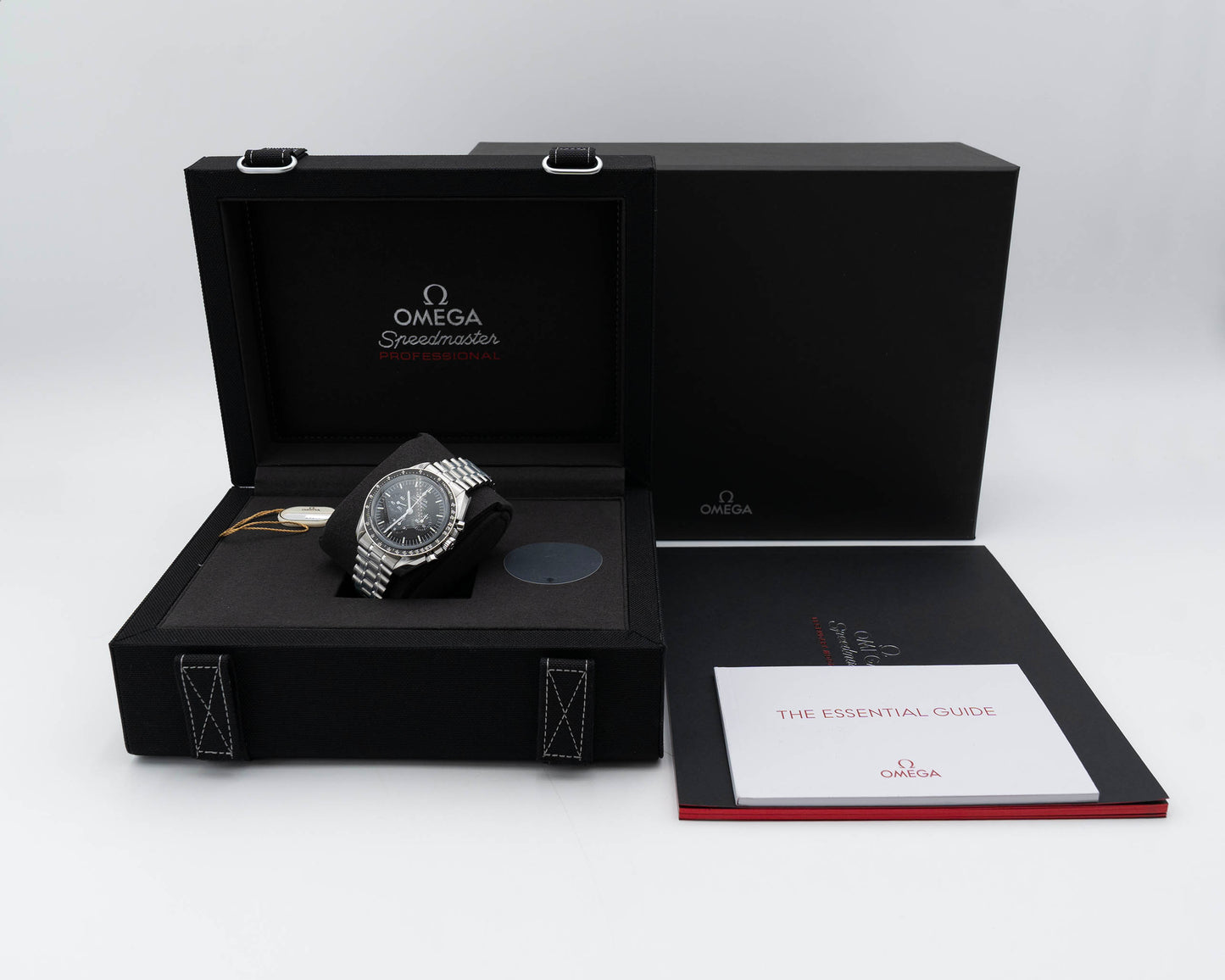 UNWORN STICKERED 2026 Omega Speedmaster Professional Moonwatch 42mm 310.30.42.50.01.002 Black Dial Sapphire Sandwhich