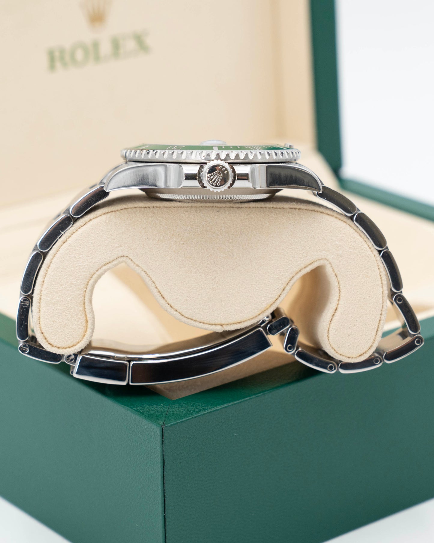 Rolex Submariner Date 40mm 116610LV Hulk 2015