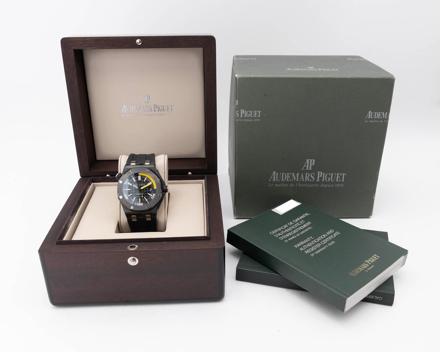 Audemars Piguet Royal Oak Offshore Diver 42mm 15706AU Carbon Fiber 2013