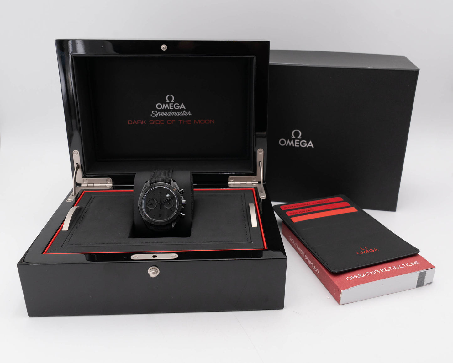 Omega Speedmaster Moonwatch 44.25mm 311.92.44.51.01.005 Dark Side of the Moon Black Ceramic 2022