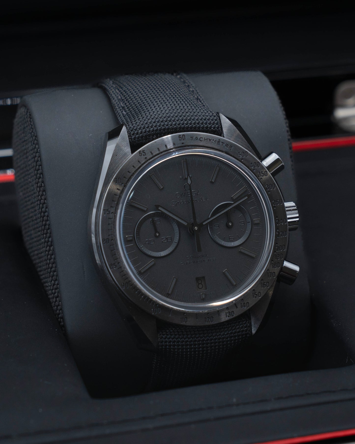 Omega Speedmaster Moonwatch 44.25mm 311.92.44.51.01.005 Dark Side of the Moon Black Ceramic 2022