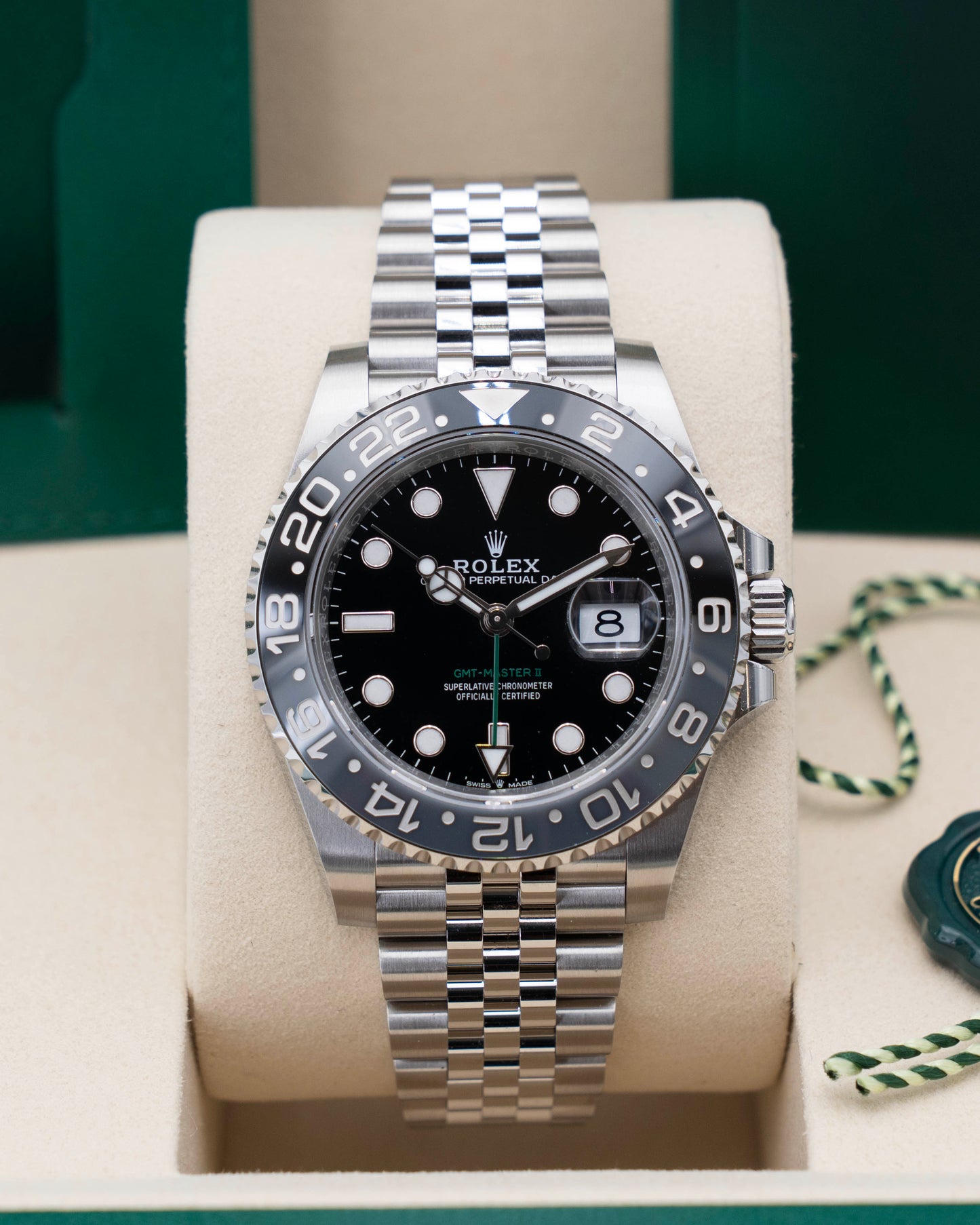 UNWORN Rolex GMT Master II 40mm 126710GRNR Bruce Wayne Jubilee 2026
