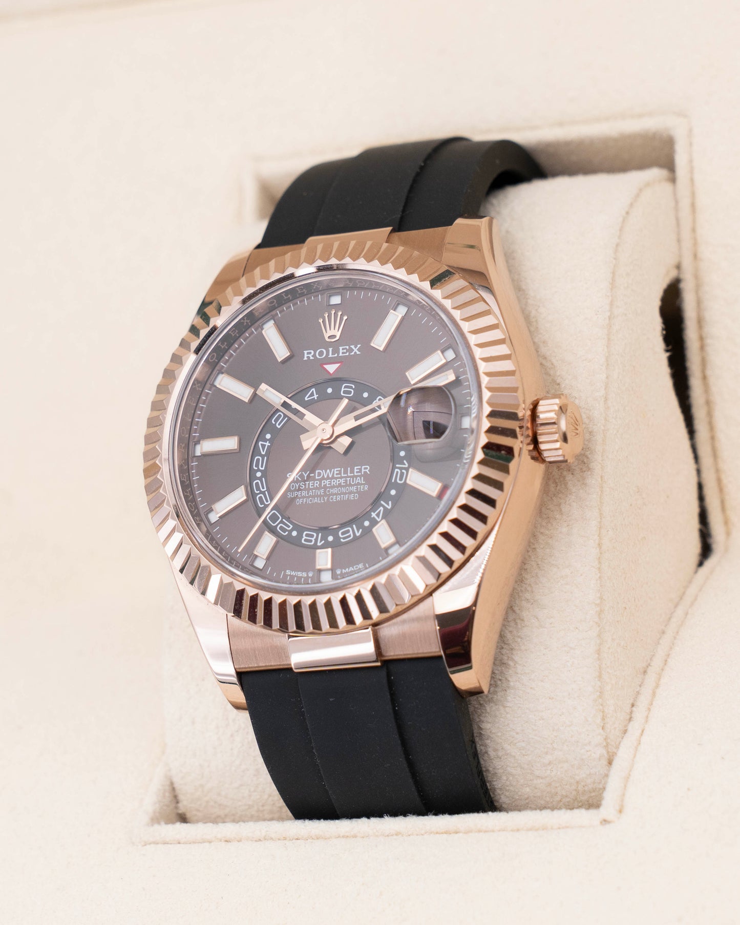 Rolex Skydweller 42mm 336235 Rose Gold Chocolate Dial Oyster Flex