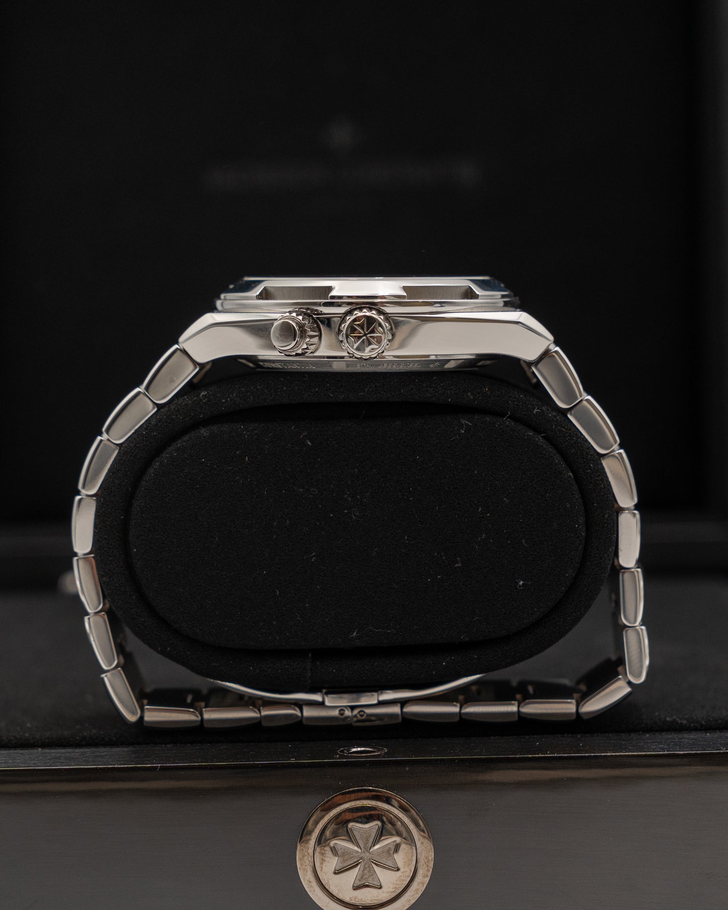 Vacheron Constantin Overseas Dual Time 41mm 7920V/210A-B333 Silver Dial