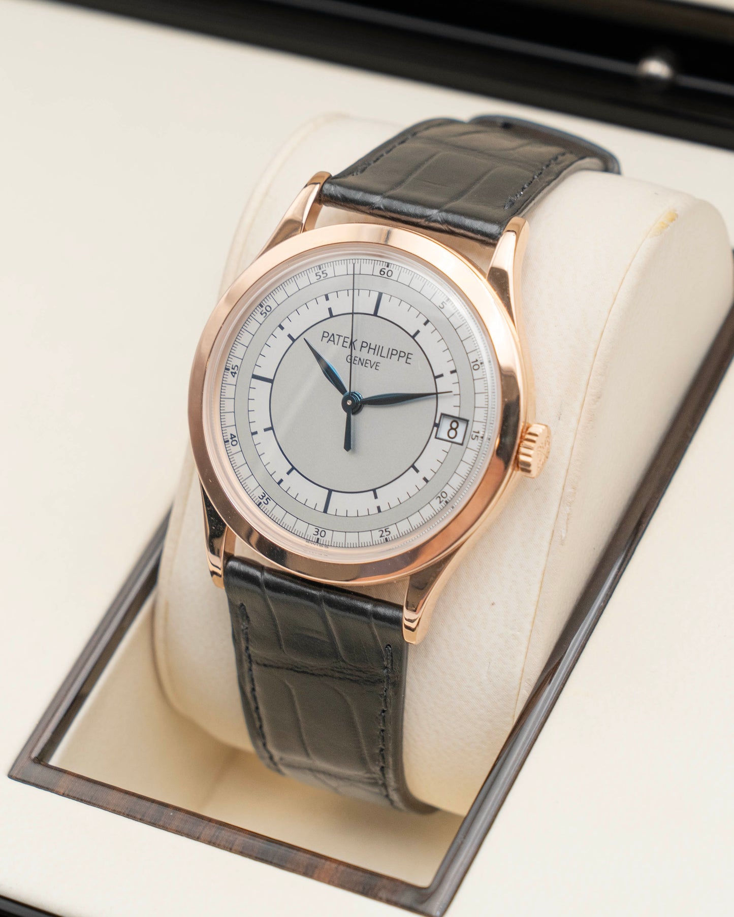 Patek Philippe Calatrava 5296R-001 39mm Scientific Rose gold / Silver 2016
