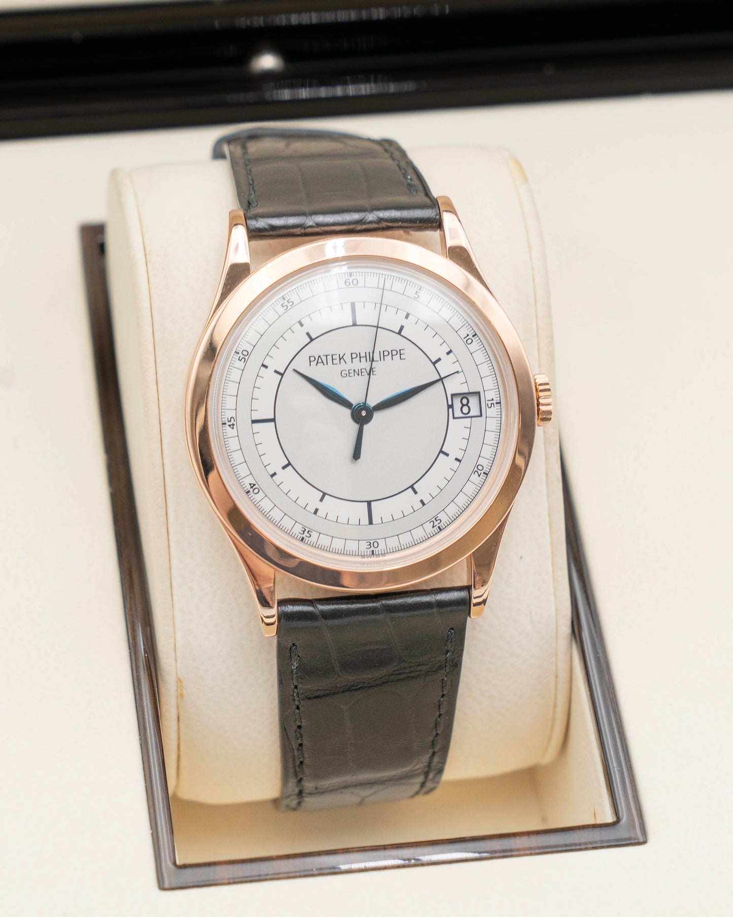 Patek Philippe Calatrava 5296R-001 39mm Scientific Rose gold / Silver 2016