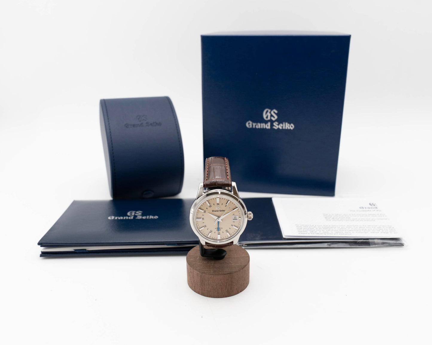 Grand Seiko Elegance Collection 39.5mm SBGM221 Ivory Cream 2025