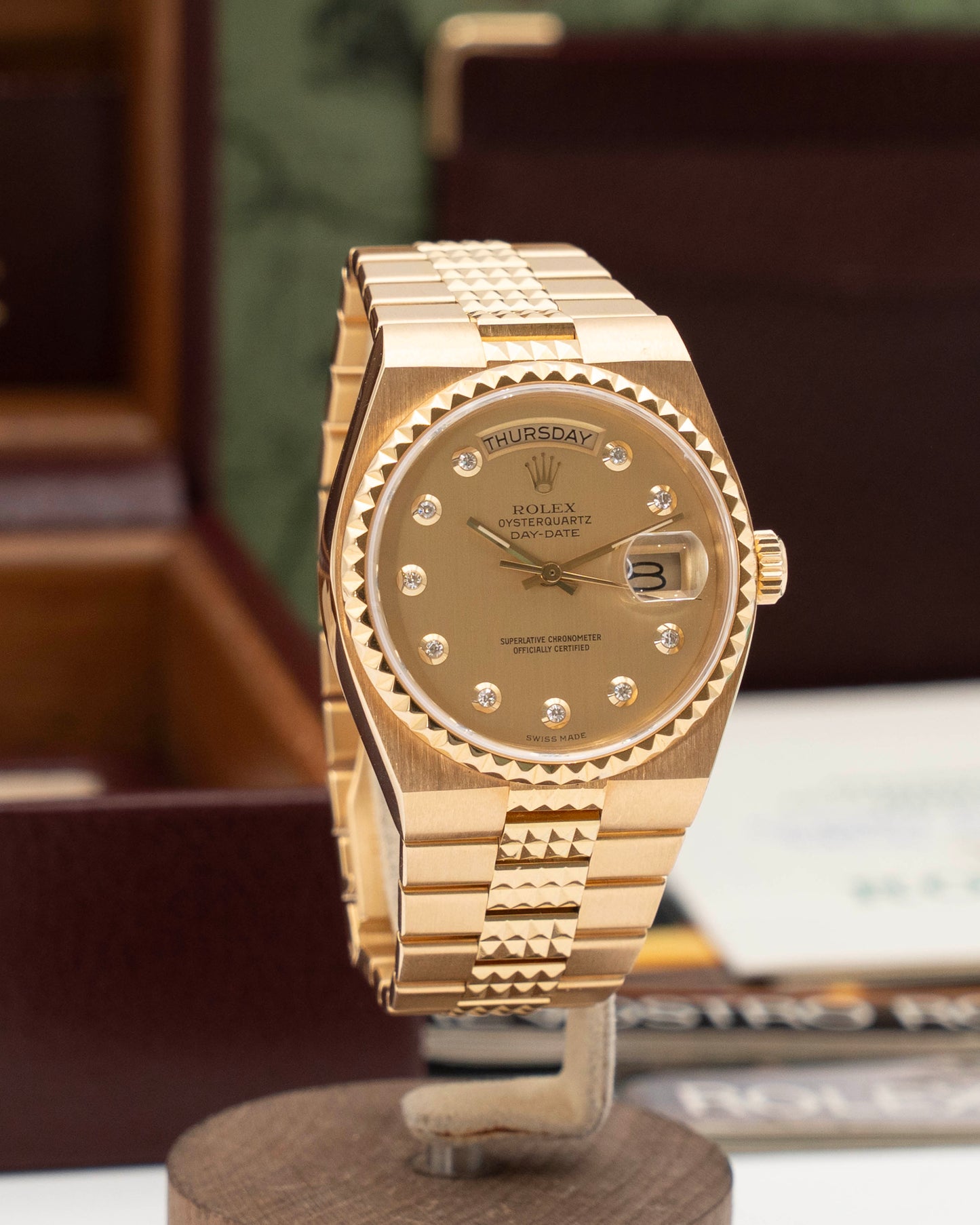 Rolex DayDate Oysterquartz 36mm 19028 Yellow Gold Champagne Diamond Pinball Dial Pyramid Bracelet 1992