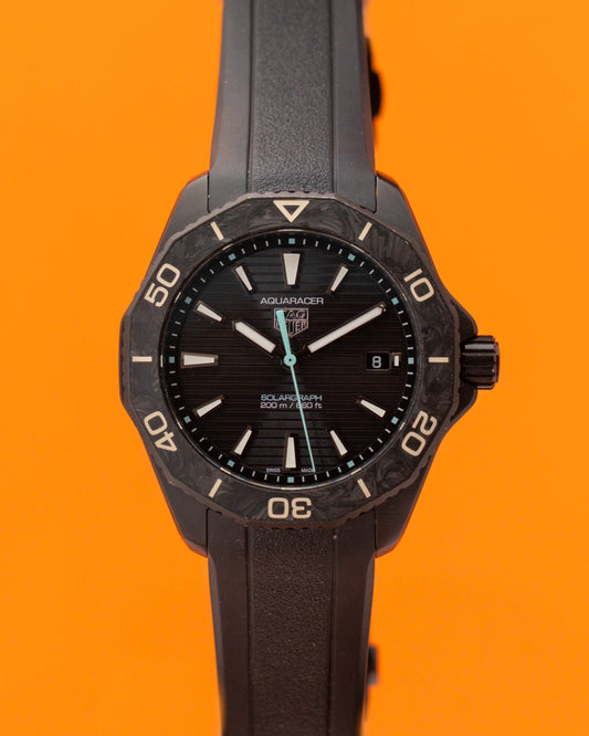 Tag Heuer Aquaracer Professional 200 Solargraph 40mm WBP1112 Carbon Fiber Quartz