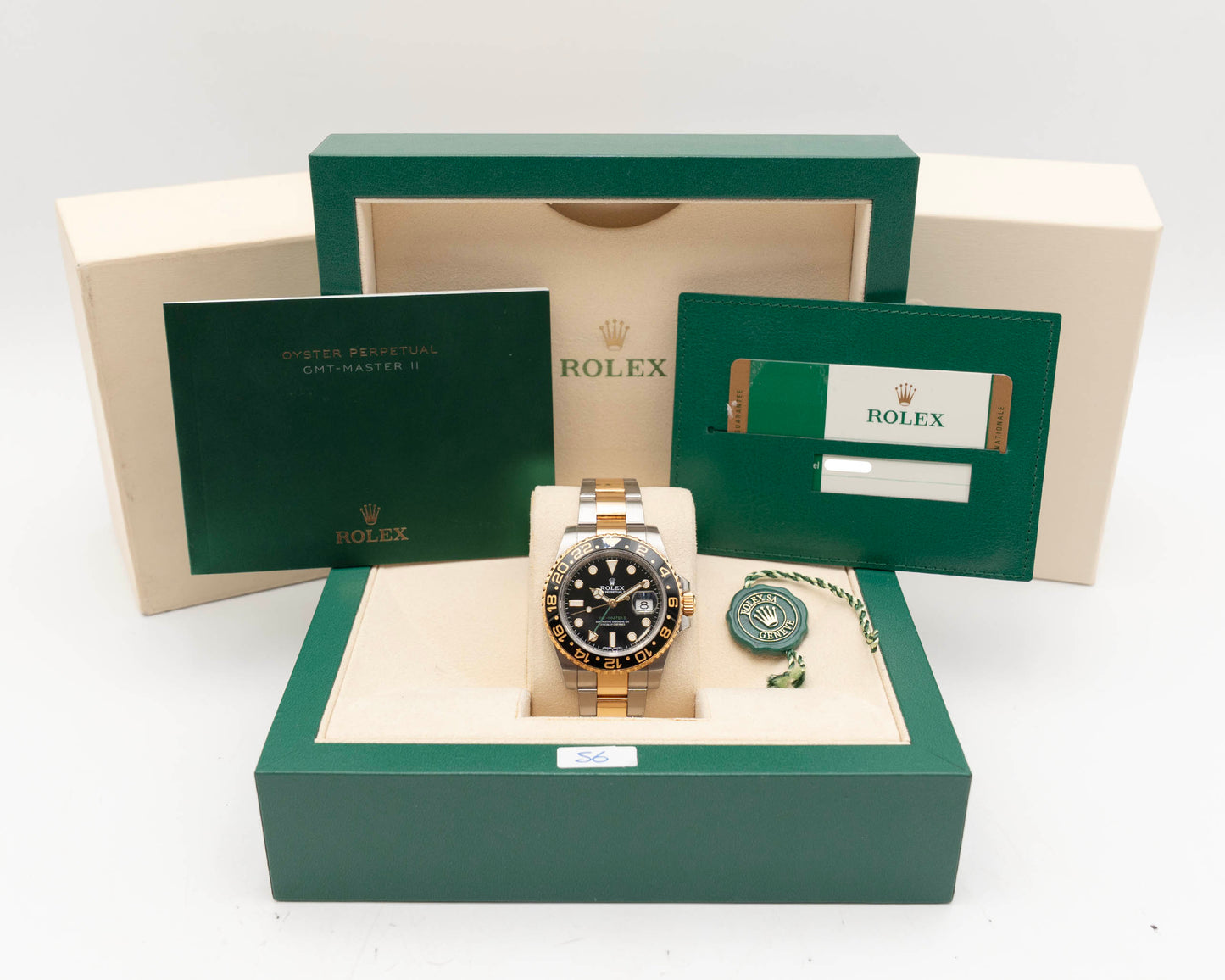 Rolex GMT Master II 40mm 116713LN Two Tone Green Arrow 2017
