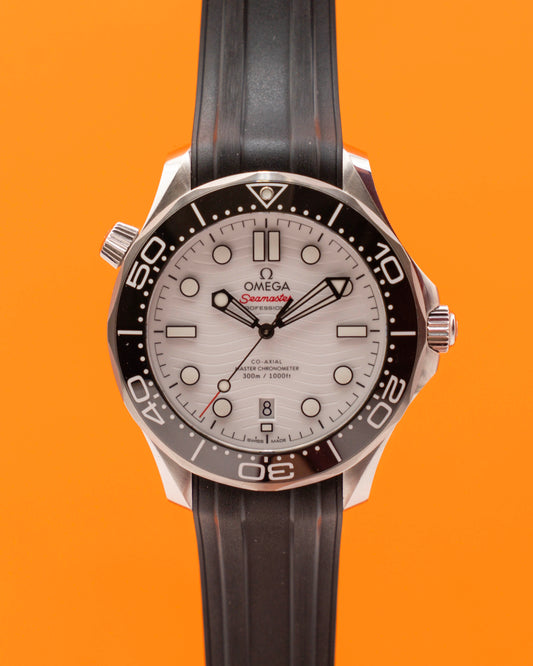 Omega Seamaster Diver 300m 42mm 210.32.42.20.04.001 White Dial 2024