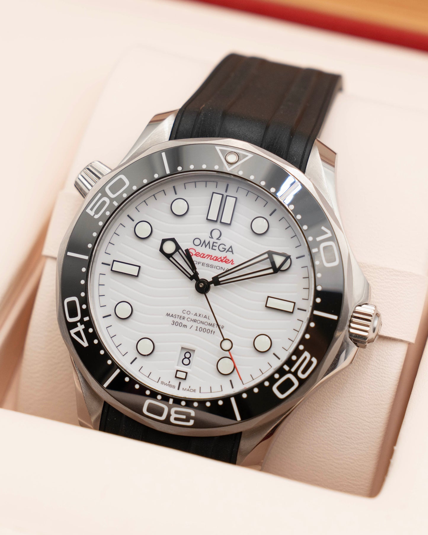 Omega Seamaster Diver 300m 42mm 210.32.42.20.04.001 White Dial 2024