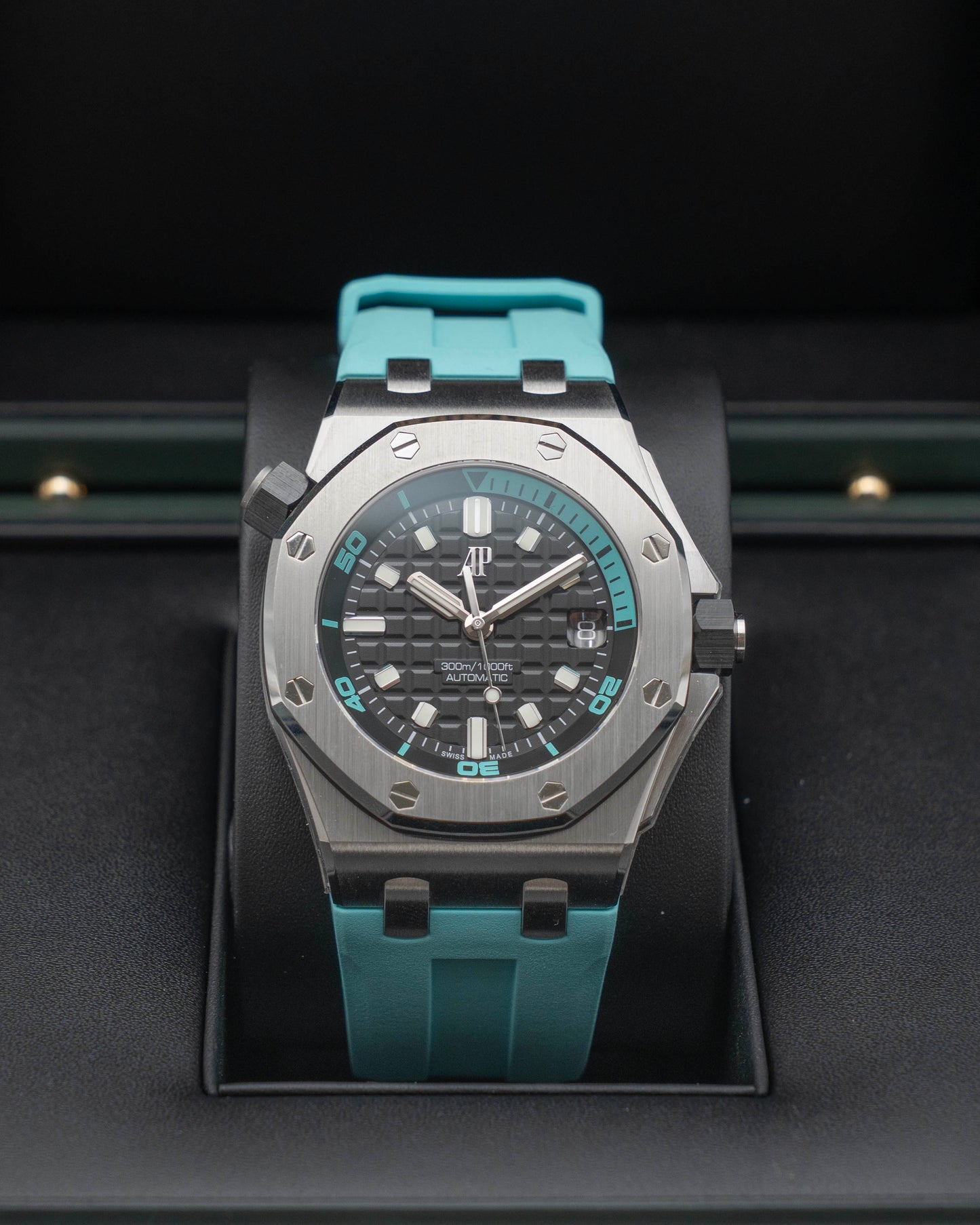 Audemars Piguet Royal Oak Offshore Selfwinding Diver 42MM 15720ST.OO.A355CA.01 Tiffany Blue