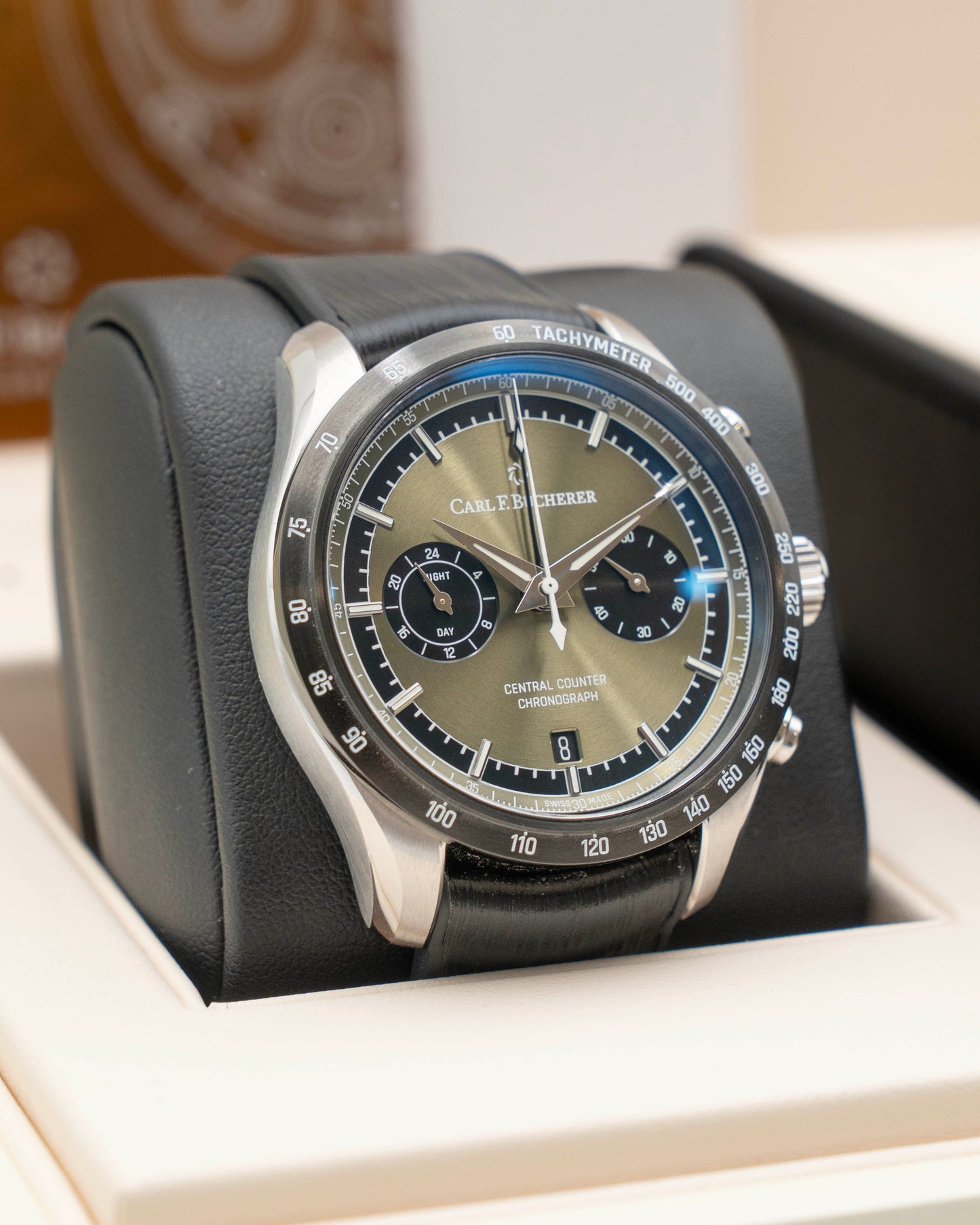 Carl F. Bucherer Manero Central Counter 42.5mm 00.10923.08.93.02 Green Dial 2025