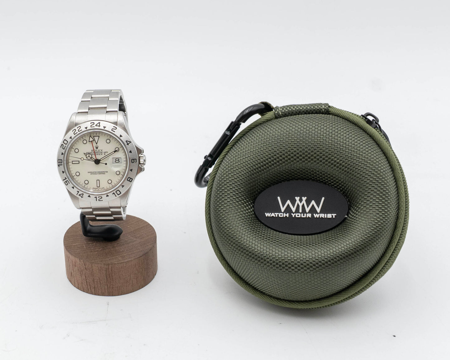 Rolex Explorer II 40mm 16570 Cream Dial