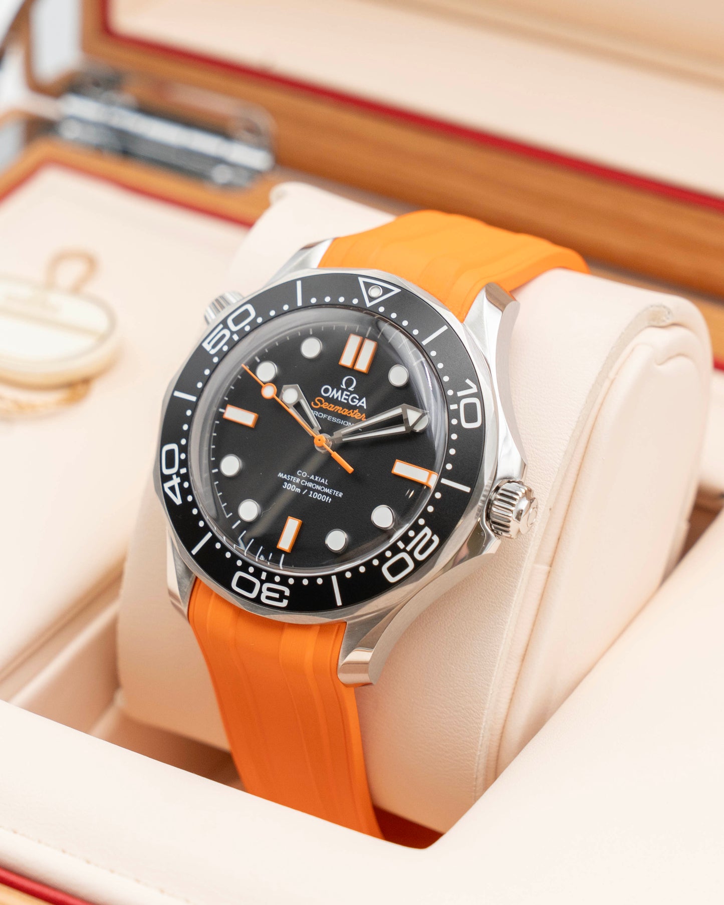 New/Unworn Omega Seamaster Diver 300M 42mm 210.32.42.20.01.006 Orange and Black 2026