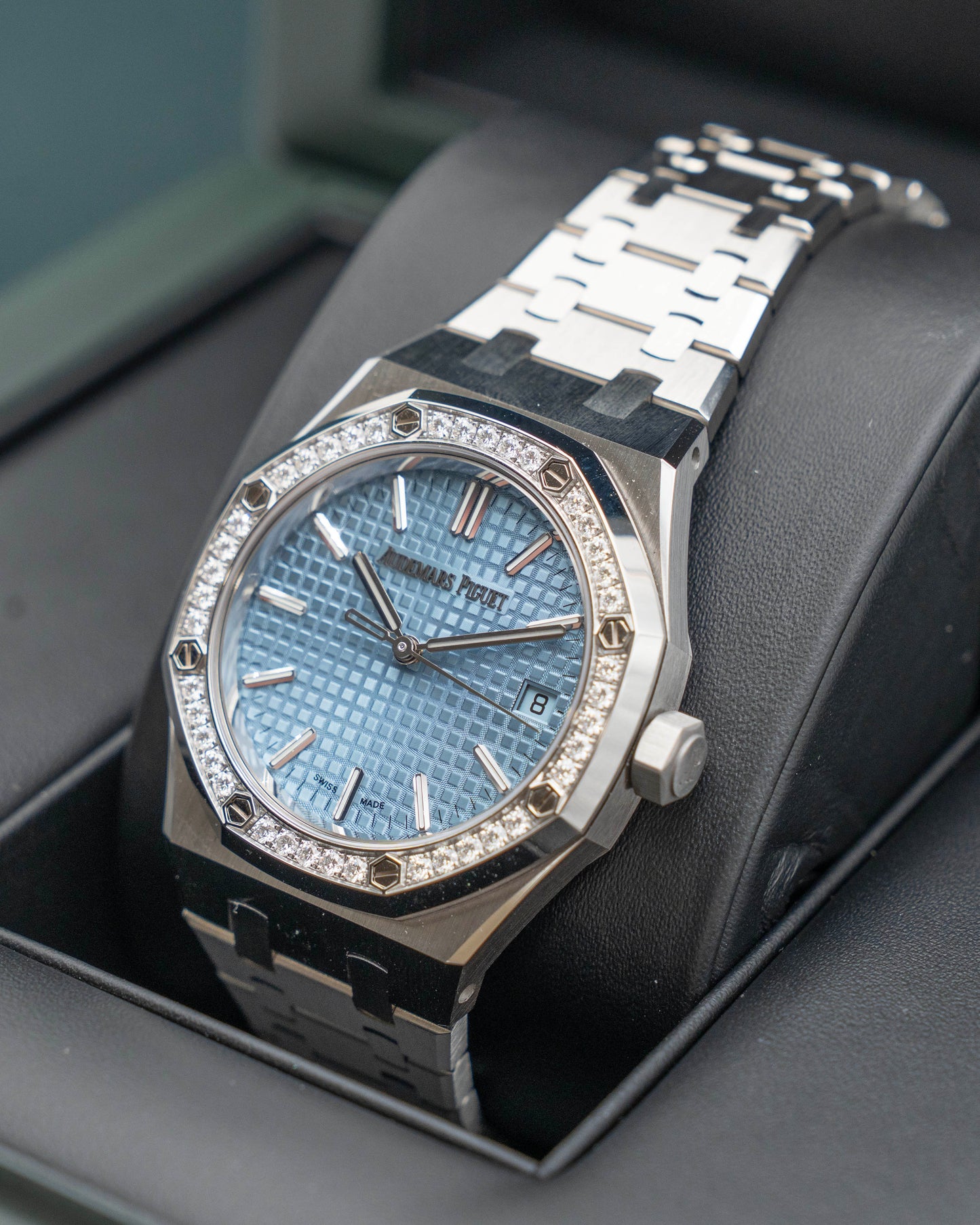 Audemars Piguet Royal Oak 37mm 15551ST.ZZ.1356ST.01 Diamond Bezel Stainless Steel Ice Blue Dial