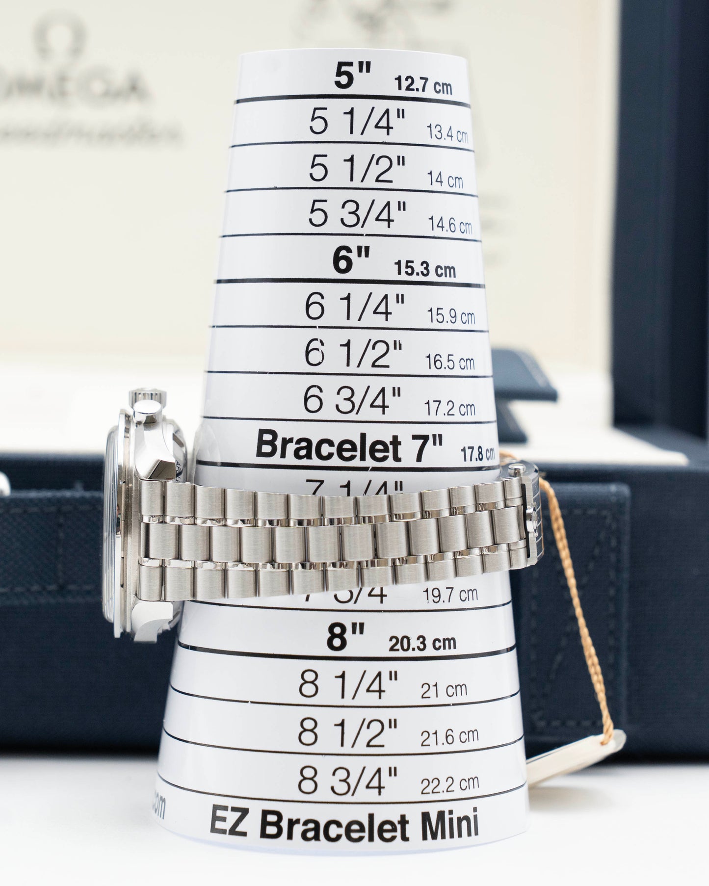 Omega Speedmaster Silver Snoopy Award 42mm 310.32.42.50.02.001 Co-axial Moonwatch On Bracelet 2026