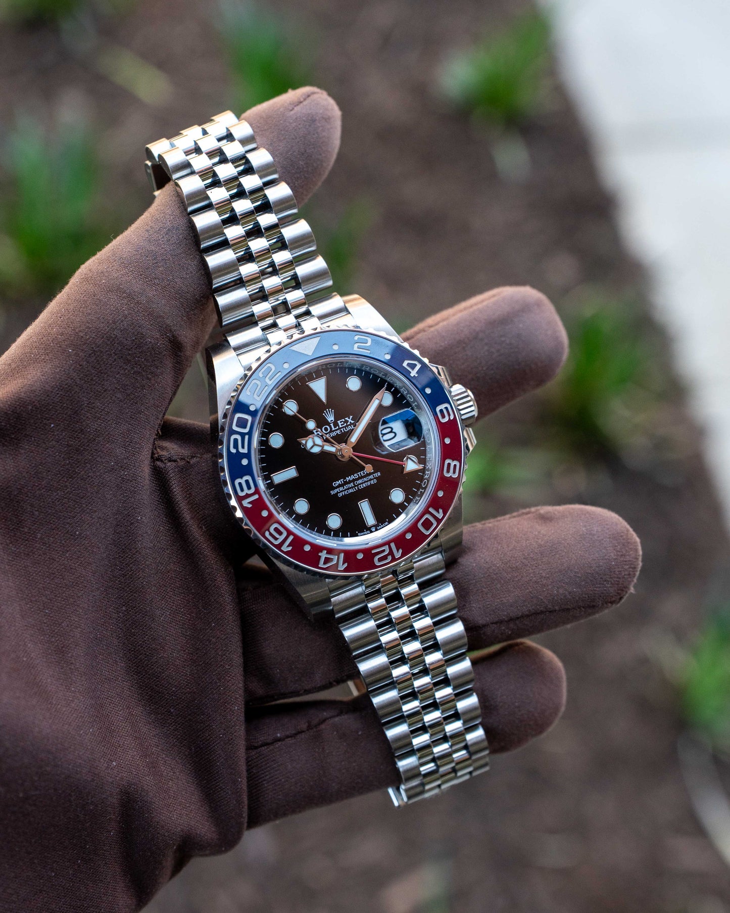 DISCONTINUED Rolex GMT Master II 40mm 126710BLRO Pepsi Jubilee 2022 (126710BLRO-0001)