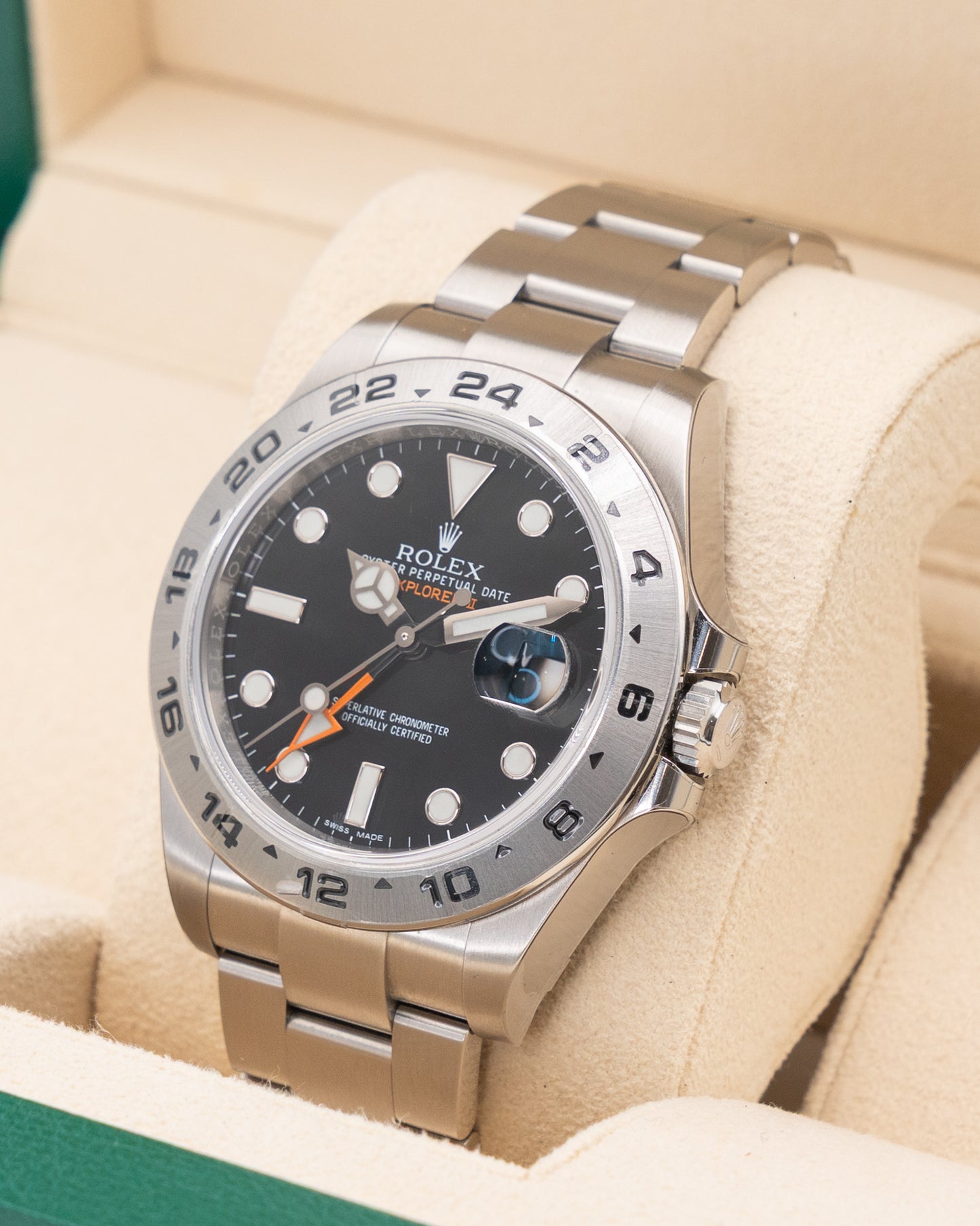 【二幻ページ②】 NOS UNWORN WITH STICKERS 2018 Rolex Explorer II 42mm 216570 Black