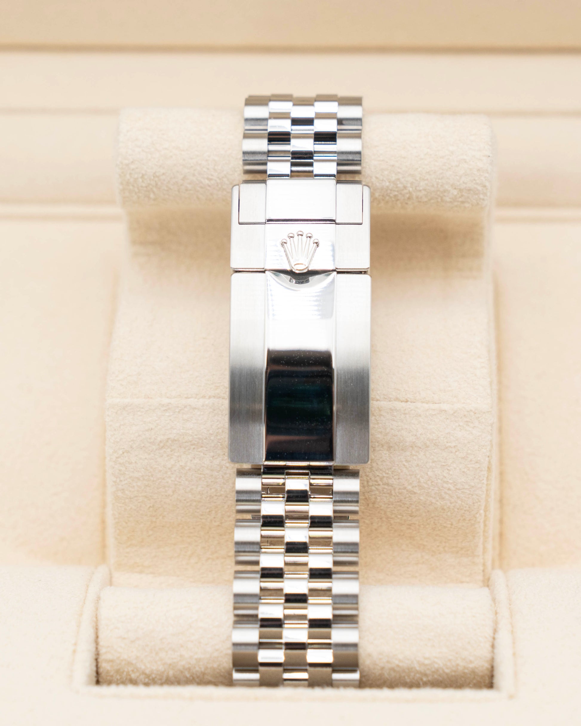buckle_opened