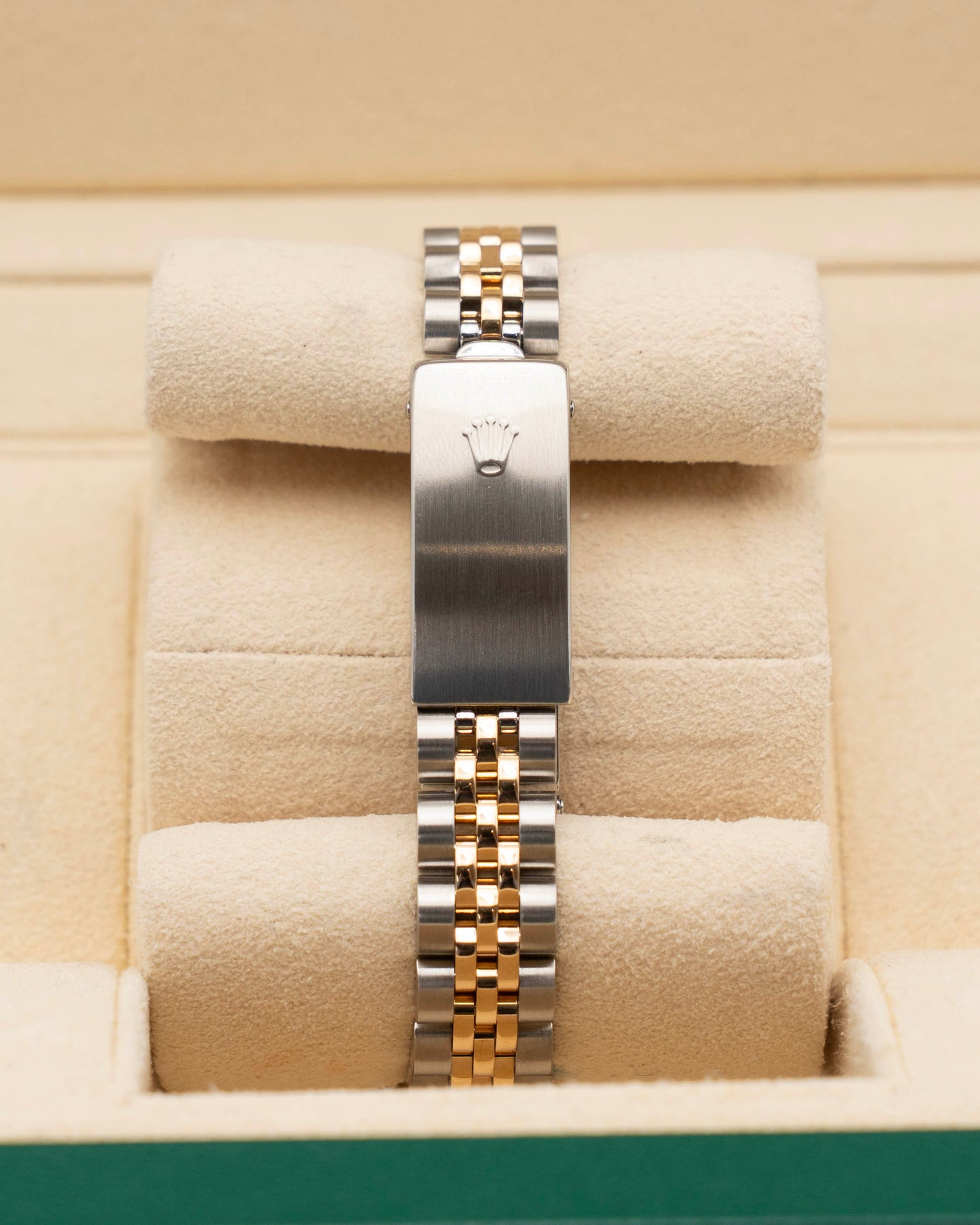 buckle_opened