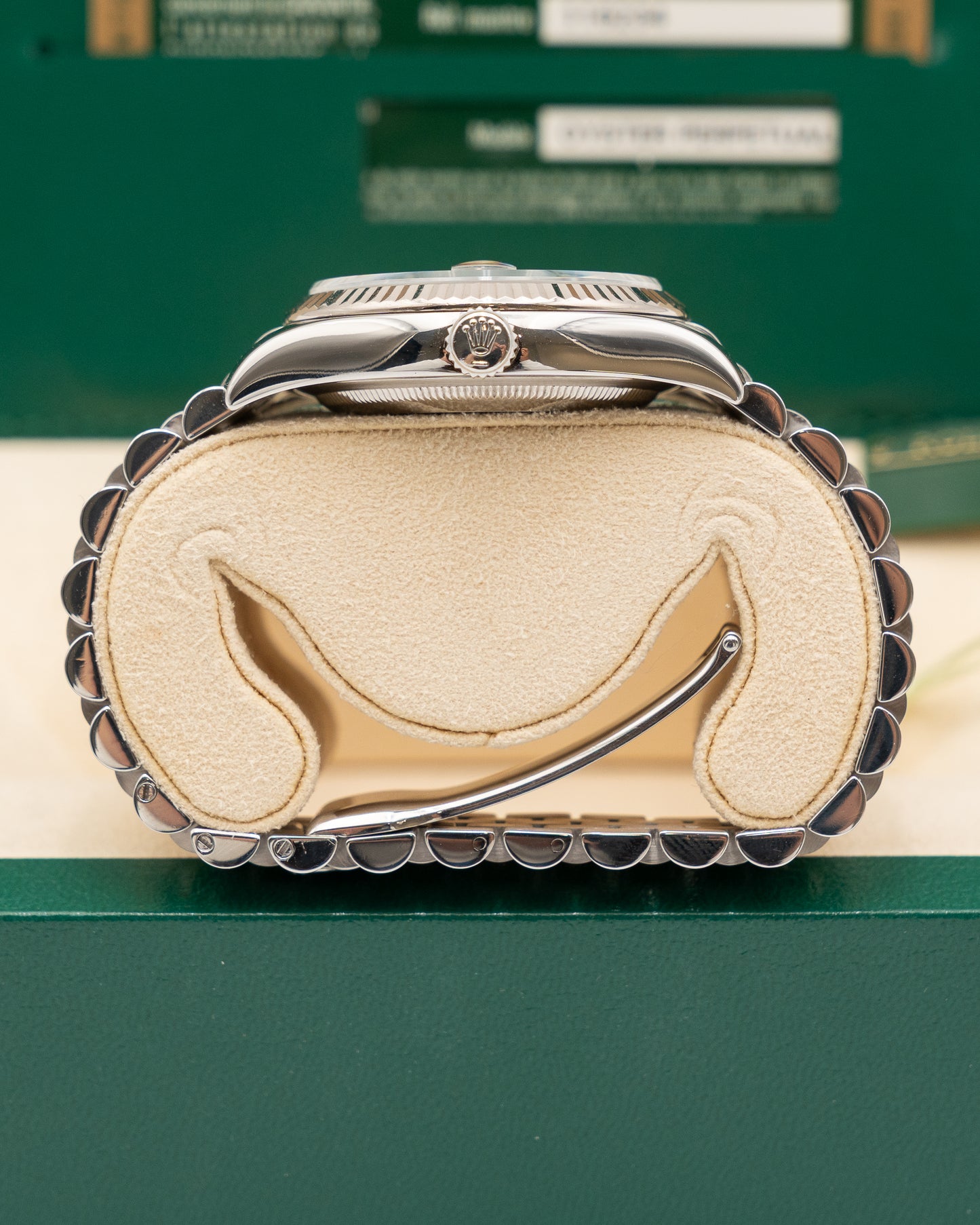 buckle_opened