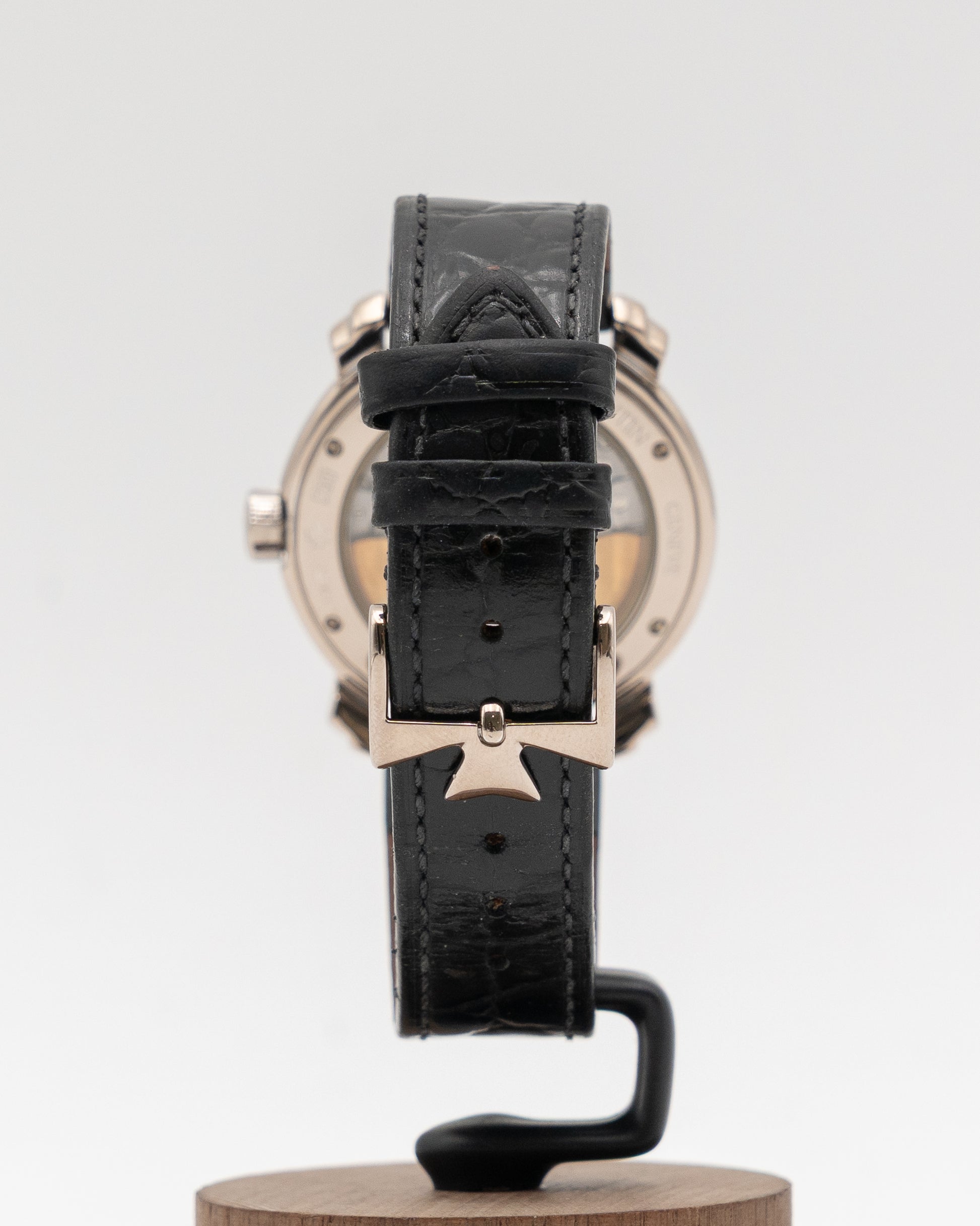 buckle_opened