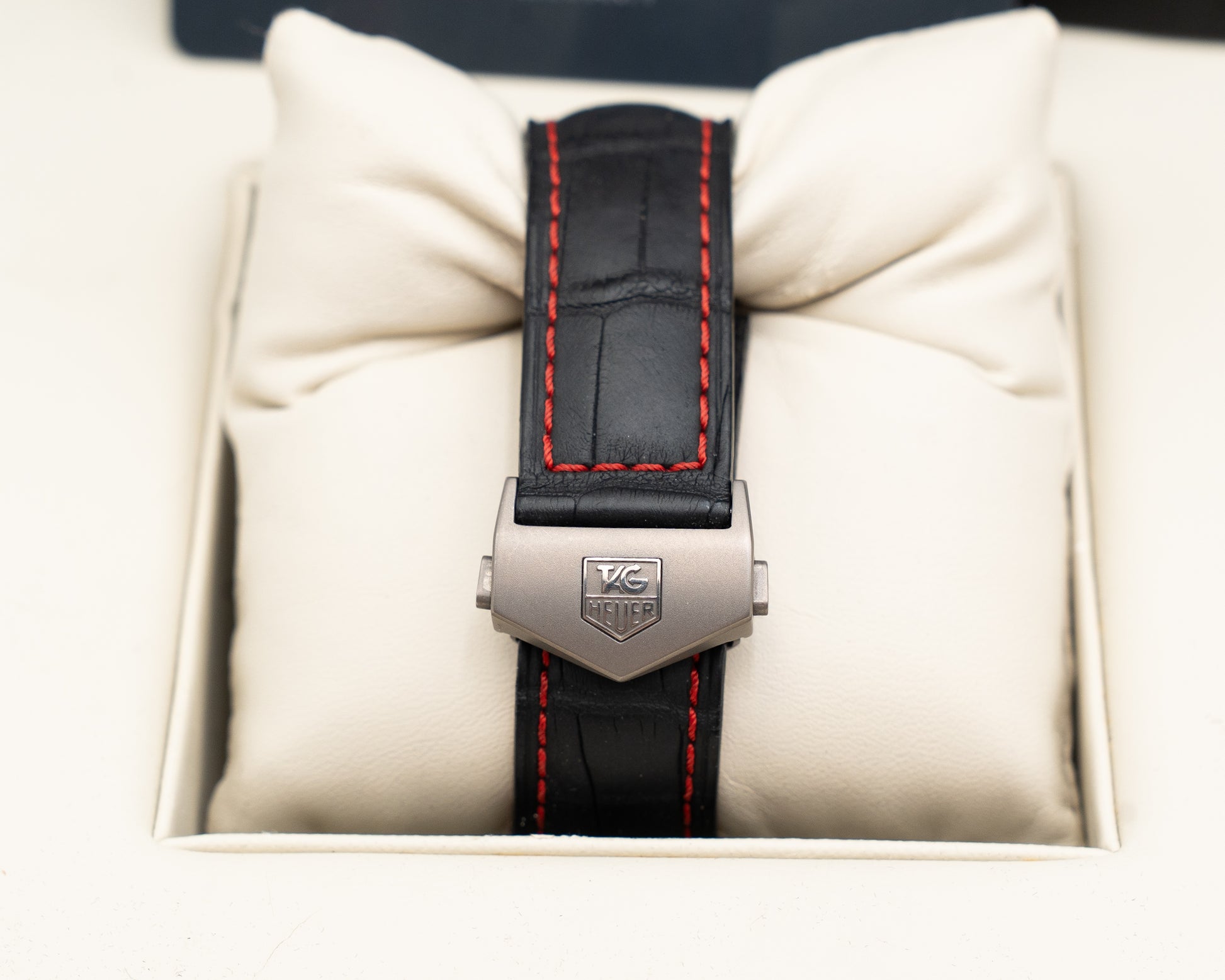 buckle_opened