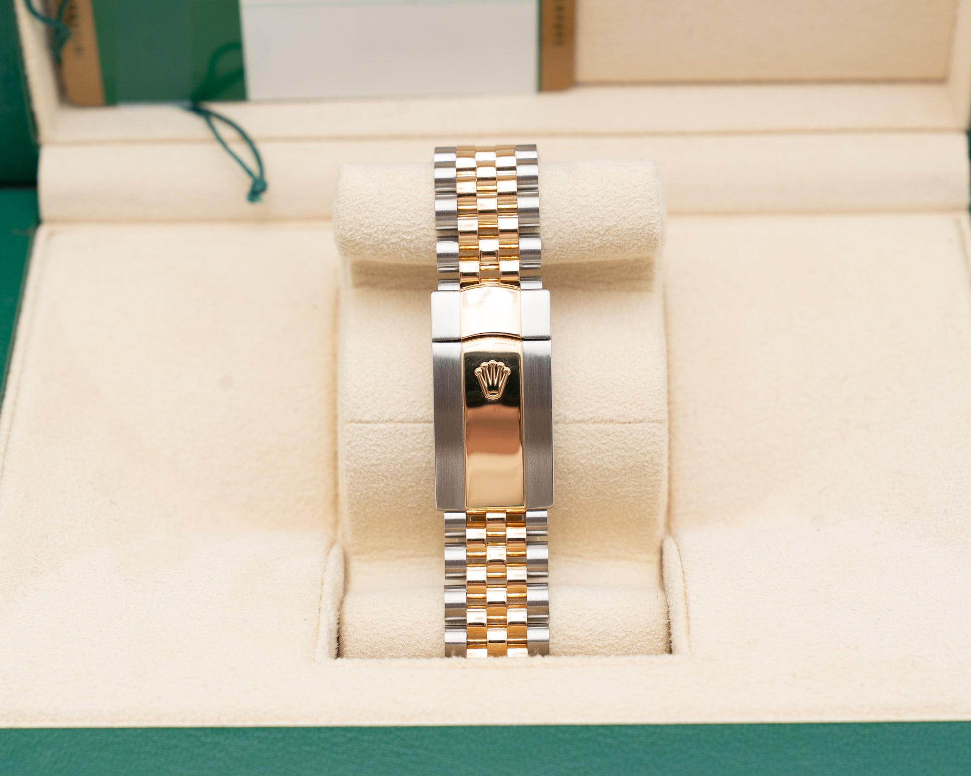 buckle_opened