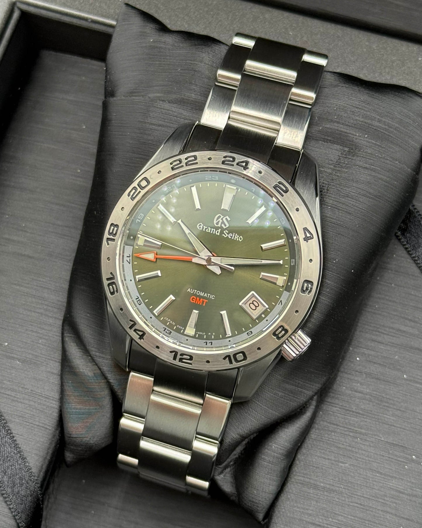 Grand Seiko Sport Collection 40.5mm SBGM247 Green Automatic GMT 2022