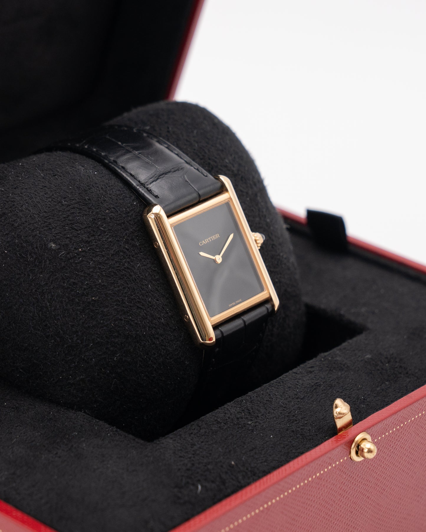Cartier Tank Louis Cartier 33.7mm WGTA0091 Yellow Gold Black Dial 2023